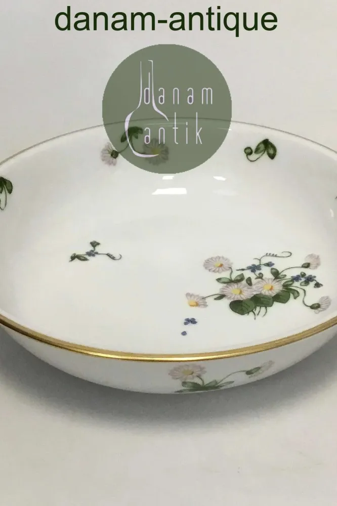 Royal Copenhagen Bellis og Følfod Rund skål