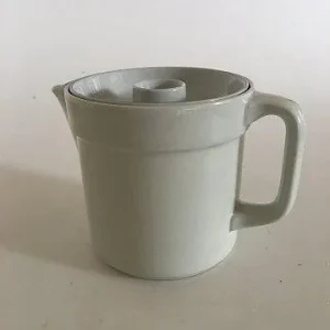 Royal Copenhagen "Blåkant" Kaffekande No. 3058