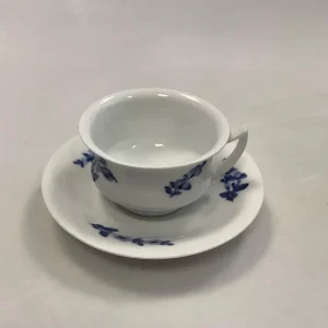 Royal Copenhagen Blå Blomst Fransk Kop No. 8508