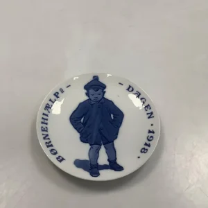 Royal Copenhagen Børnehjælpsdags Platte fra 1918