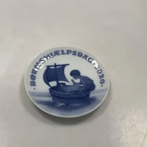 Royal Copenhagen Børnehjælpsdags Platte fra 1929