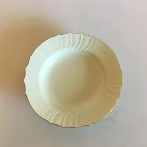 Royal Copenhagen Creme Svejfet med Guld (Stel 1235) Dyb Desserttallerken No. 1616