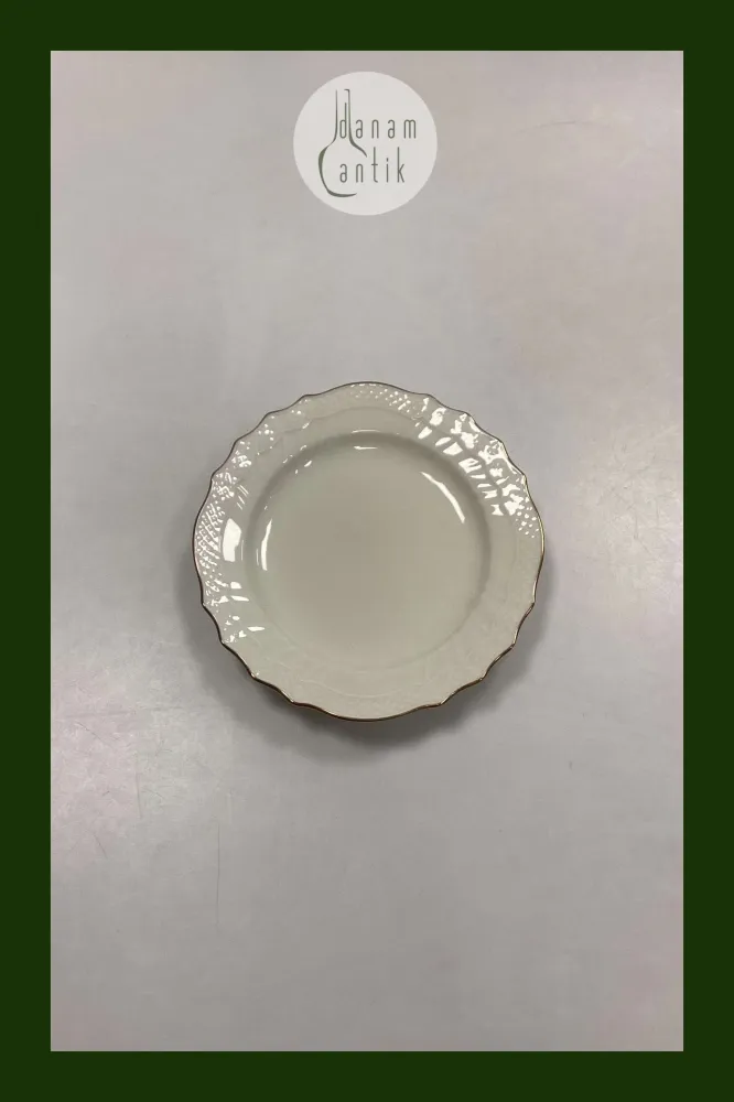 Royal Copenhagen Creme Svejfet med Guld (Stel 1235) Kagetallerken No. 1625