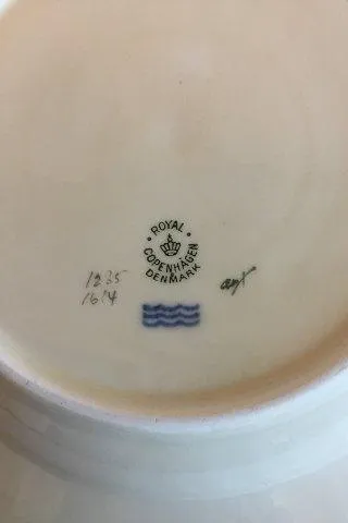 Royal Copenhagen Creme Svejfet med Guld (Stel 1235) Dyb Tallerken No. 1614