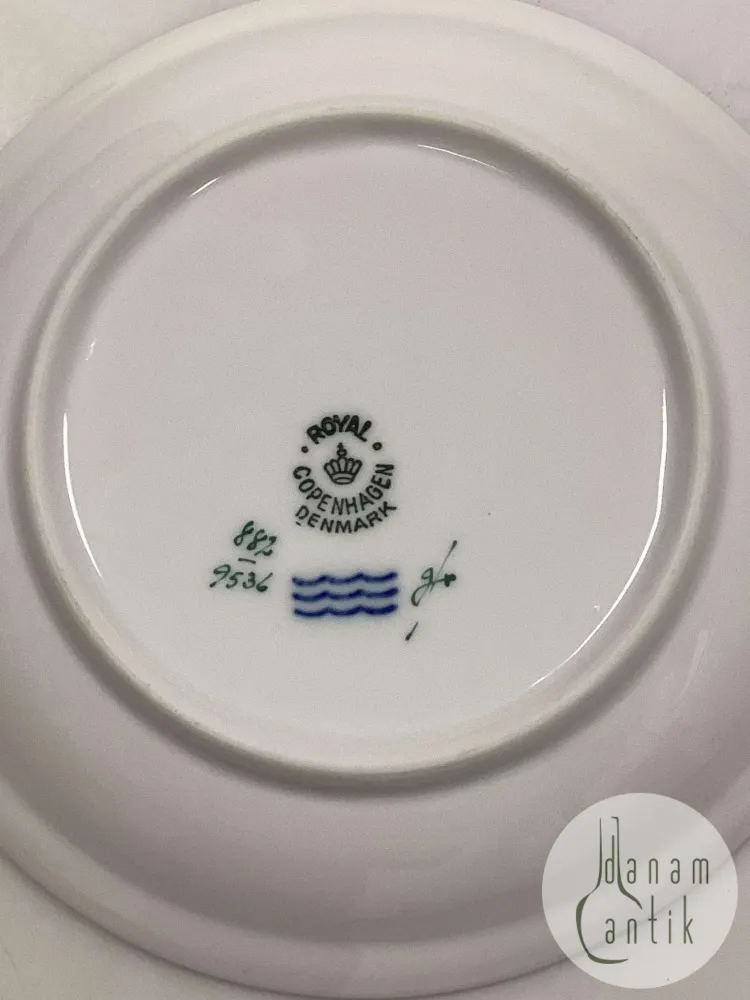 Royal Copenhagen Dybbøl Tekop og underkop No 9536