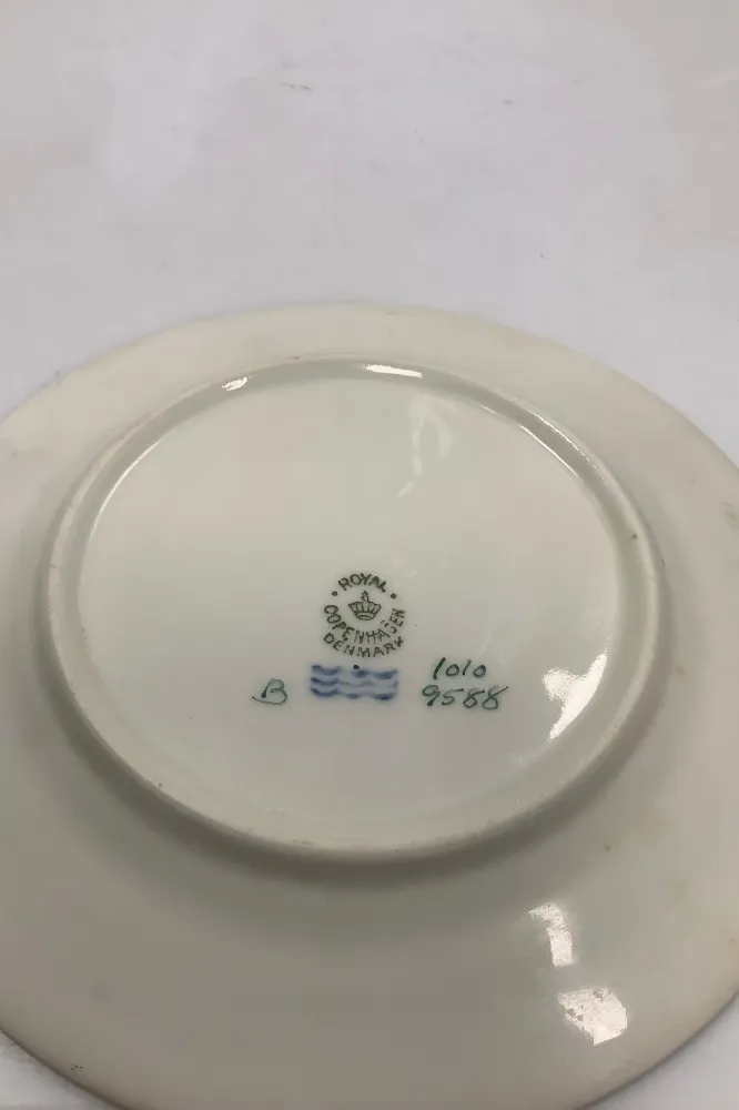 Royal Copenhagen Fensmark Kagetallerken No 9588