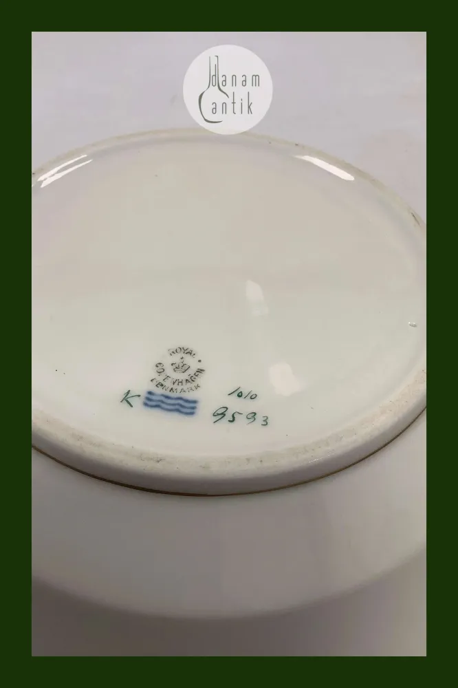 Royal Copenhagen Fensmark Rund skål No 9593