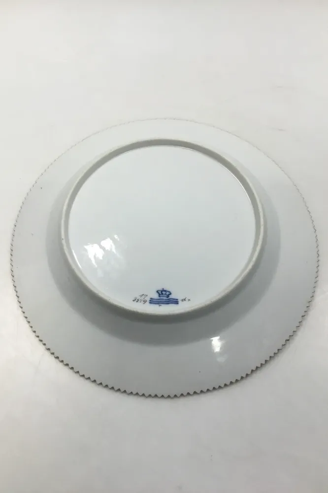 Royal Copenhagen Flora Danica Juliane Marie Middagstallerken No 17/3549