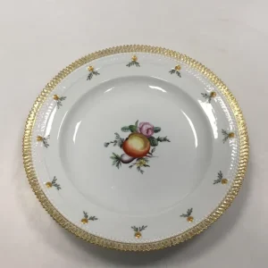 Royal Copenhagen Flora Danica Juliane Marie Middagstallerken No 17/3549