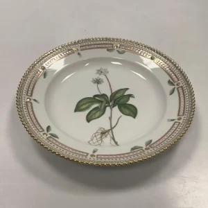Royal Copenhagen Flora Danica Salat Tallerken No 20/3573
