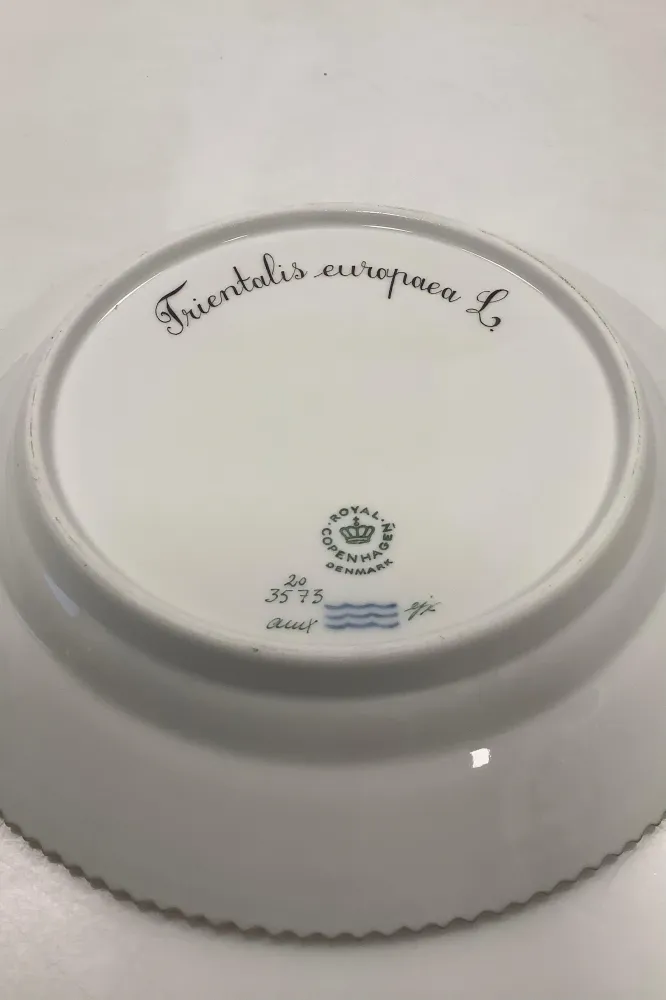 Royal Copenhagen Flora Danica Salat Tallerken No 20/3573