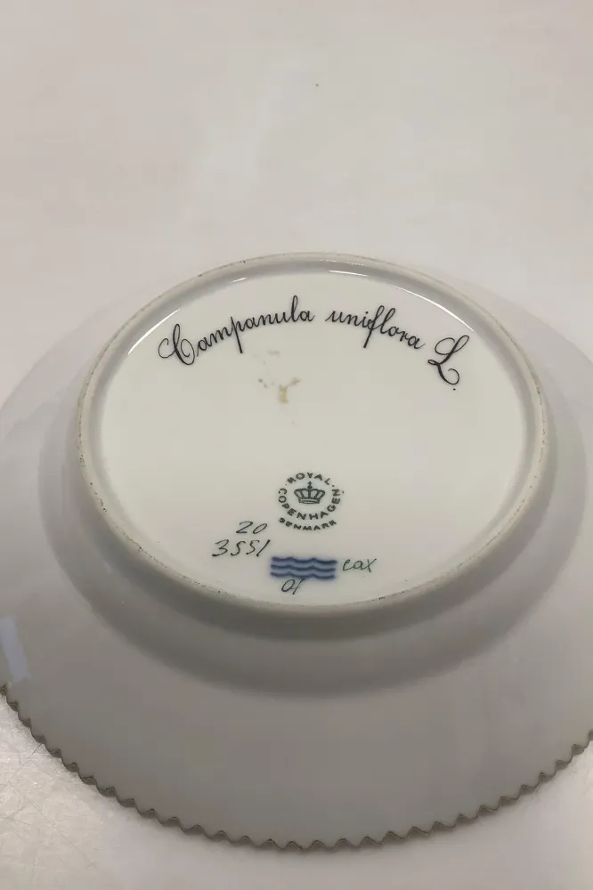 Royal Copenhagen Flora Danica Salat Tallerken No 20 / 3573