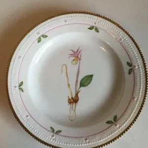 Royal Copenhagen Flora Danica Spisetallerken No 735/3549