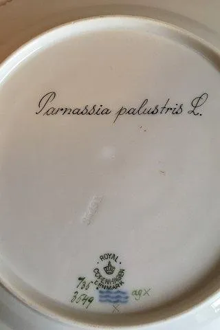 Royal Copenhagen Flora Danica Spisetallerken No 735/3549