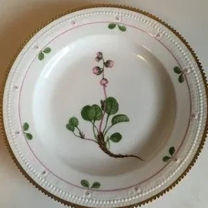 Royal Copenhagen Flora Danica Spisetallerken No 735/3549