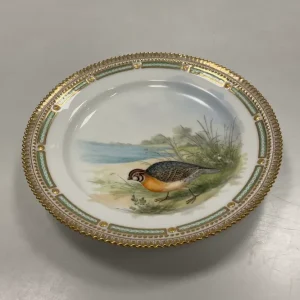 Royal Copenhagen Flora Danica/Fauna Danica Jagtstel Frokost tallerken No 240/3550