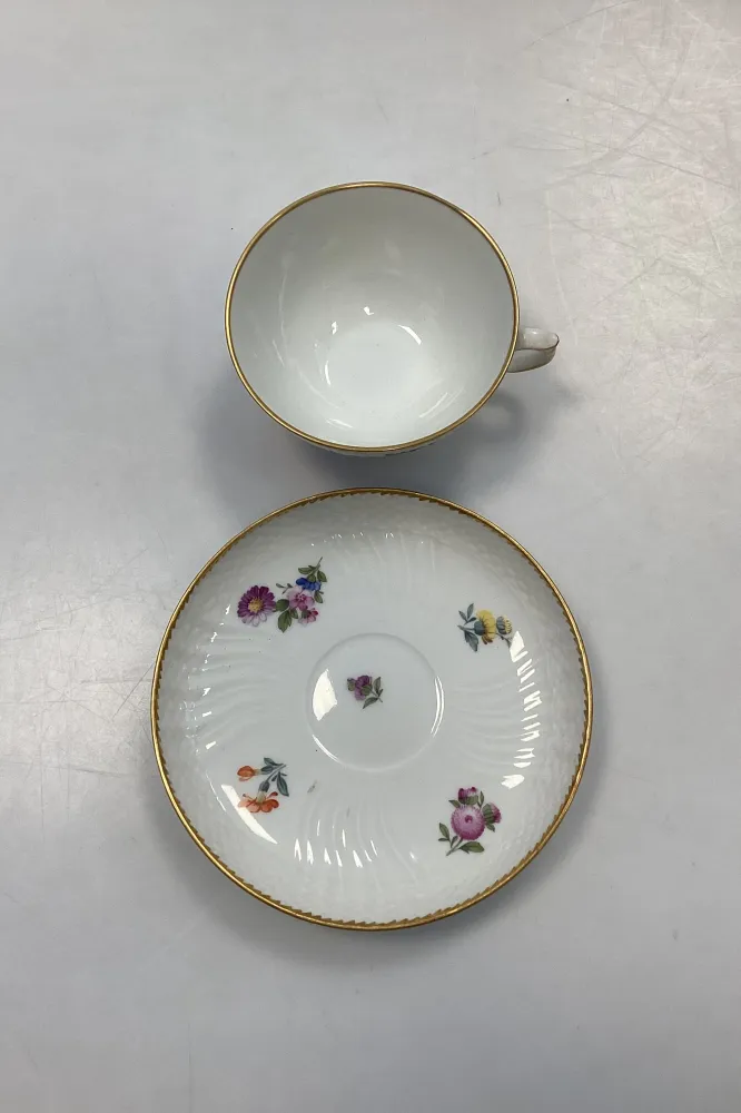 Royal Copenhagen Fuld Saksisk Blomst Tekop No. 1551