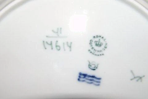 Royal Copenhagen Gemina Side Tallerken No 14614