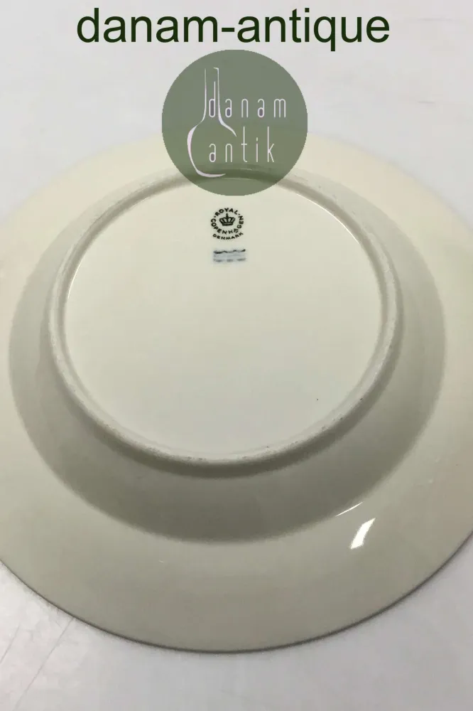 Royal Copenhagen Glat Creme stel Dybtallerken No 9590