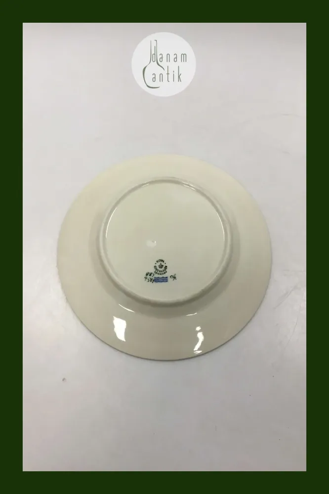 Royal Copenhagen Hjertegræs Frokosttallerken No 884/9589