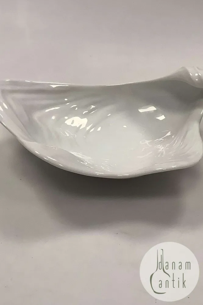 Royal Copenhagen Hvid Konkylie Serveringsskål No 347