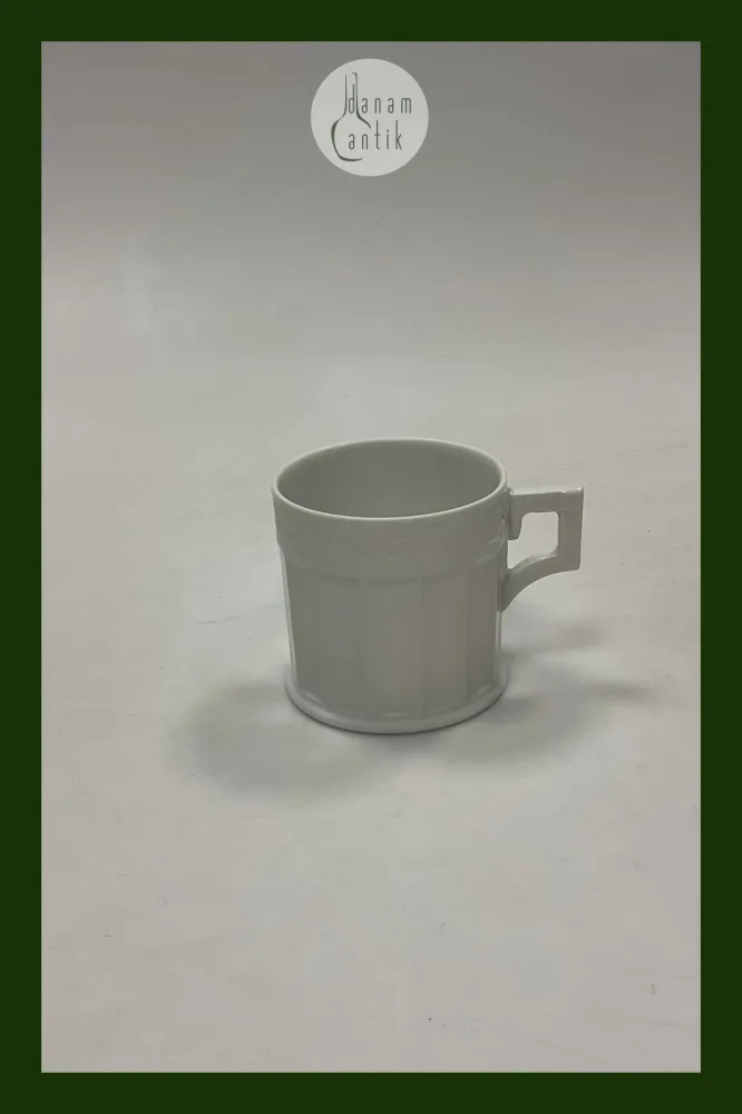 Royal Copenhagen Hvid Vifte Kaffekop No. 11572