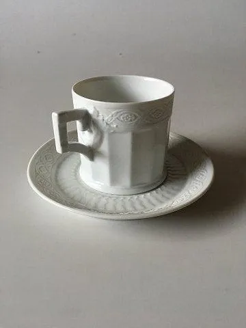 Royal Copenhagen Hvid Vifte Kaffekop og Underkop No. 11572