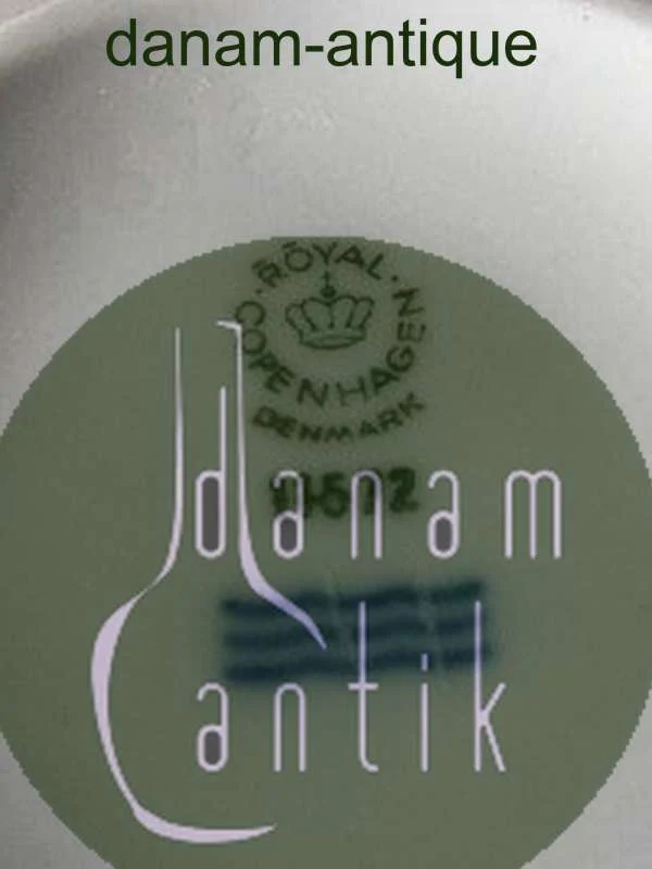 Royal Copenhagen Hvid Vifte Kaffekop og Underkop No. 11572
