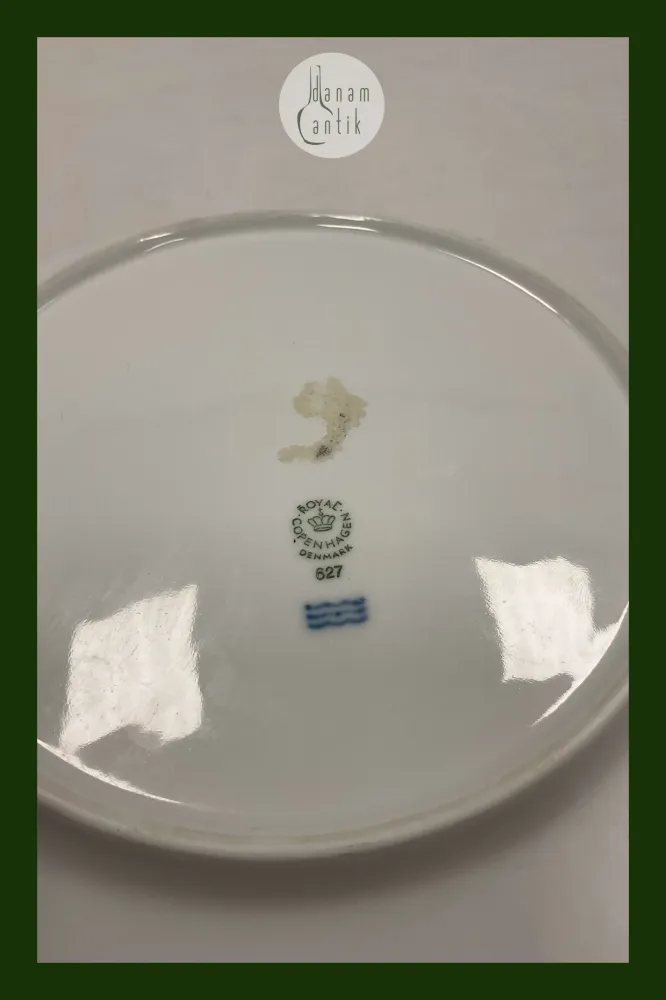 Royal Copenhagen Hvid Vifte Stor Spisetallerken No. 627