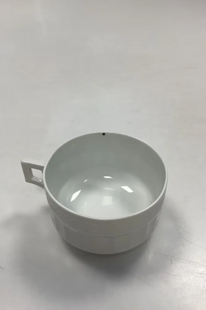 Royal Copenhagen Hvid Vifte Tekop med Underkop No. 84/11554
