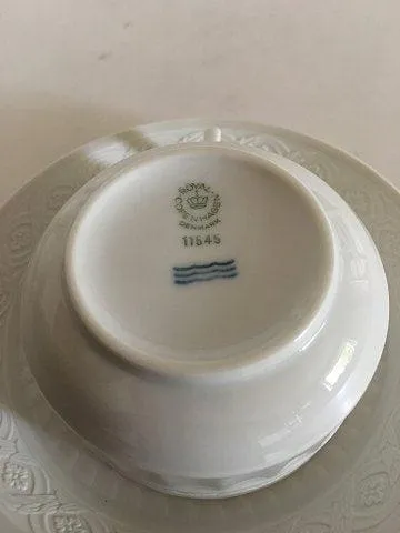 Royal Copenhagen Hvid Vifte Thekop og Underkop No. 11545
