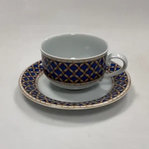 Royal Copenhagen Liselund Mørkeblå Kaffekop med underkop No. 84/85