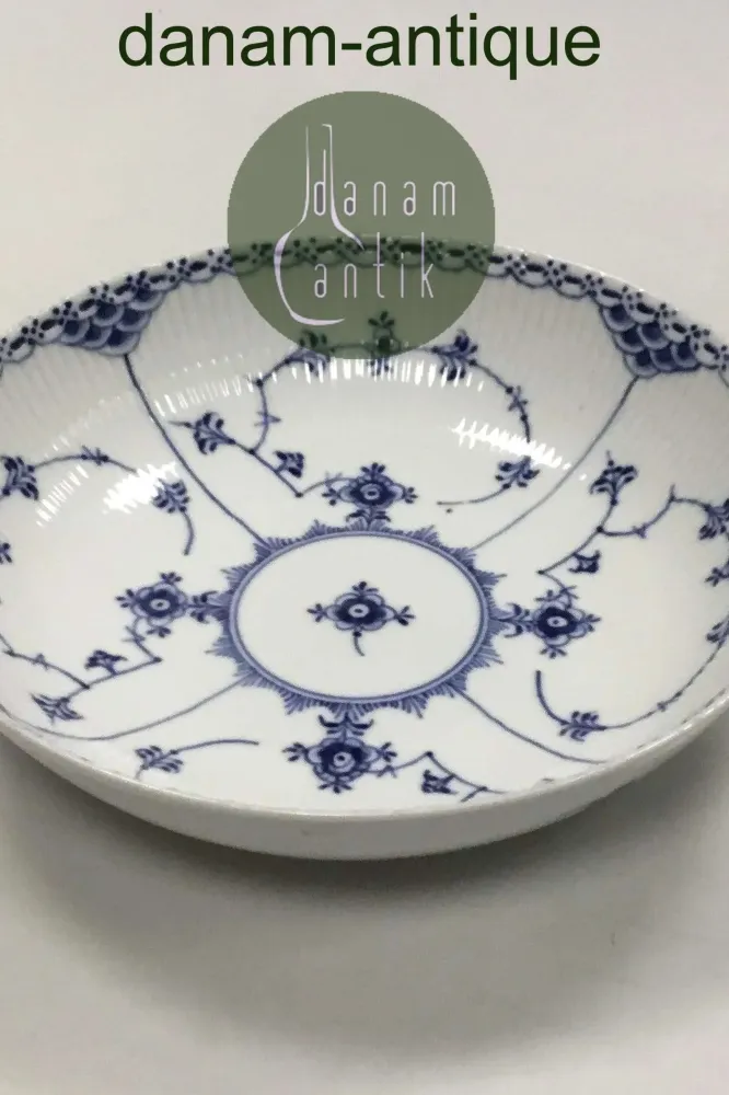 Royal Copenhagen Musselmalet Halvblonde Skål No 512