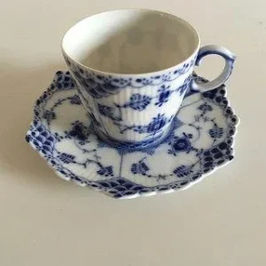 Royal Copenhagen Musselmalet Helblonde Mokkakop og Underkop No. 1038