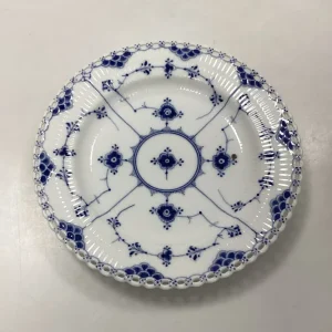 Royal Copenhagen Musselmalet Helblonde Spisetallerken No. 1084