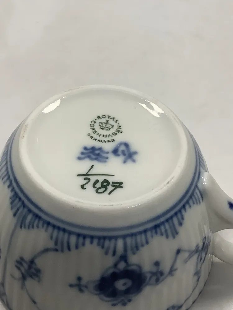 Royal Copenhagen Musselmalet Riflet Hotel Kaffekop No. 2187