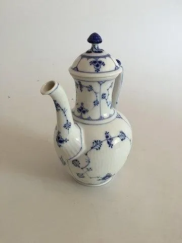 Royal Copenhagen Musselmalet Riflet Kaffekande No. 47