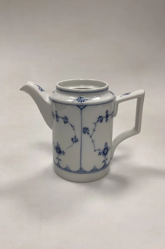 Royal Copenhagen Musselmalet Riflet Kaffekande No. 369