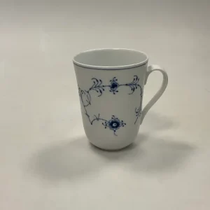 Royal Copenhagen Musselmalet Riflet Krus med hank No. 497