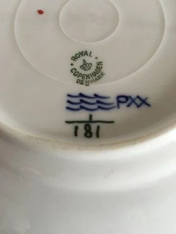 Royal Copenhagen Musselmalet Riflet Sidetallerken No. 181