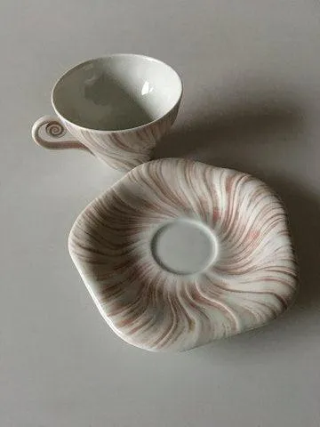 Royal Copenhagen Rosa Konkylie Mocca Kop og Underkop No 14179