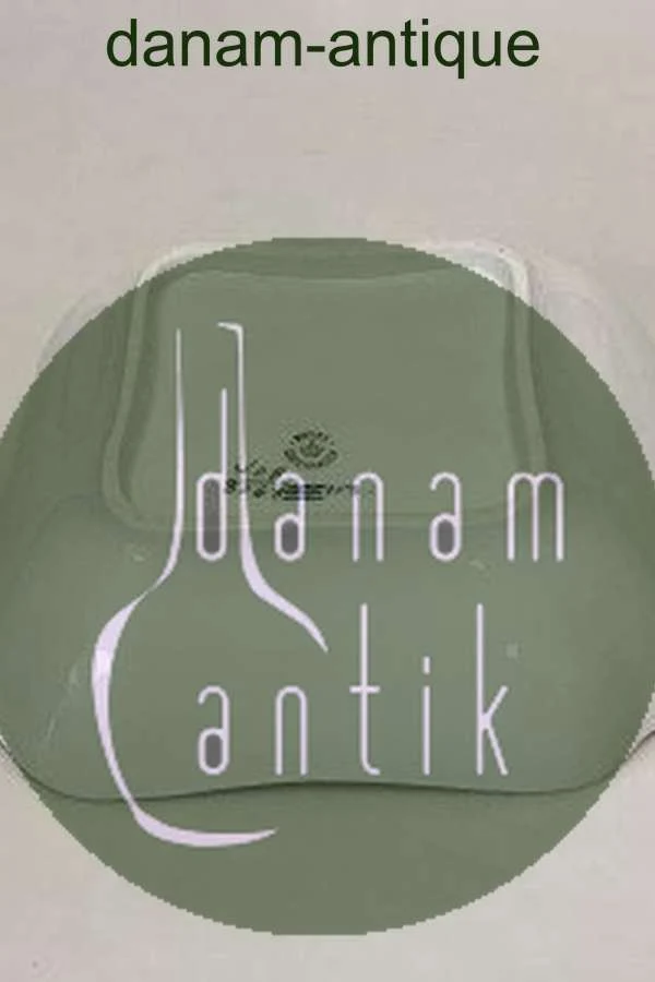 Royal Copenhagen Rosenknop Firkantet skål No 8063