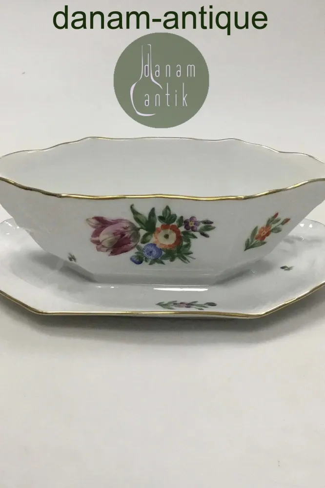 Royal Copenhagen Saksisk Blomst Let Bicelle Sauceskål No 493/2035