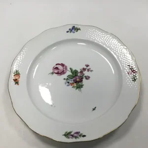 Royal Copenhagen Saksisk Blomst Let Bicelle Fad No 493/2017