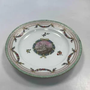 13 Royal Copenhagen Spisetallerkener Holsten-Gottorp Stellet fra 1783 ( Flora Danica Perlestel )