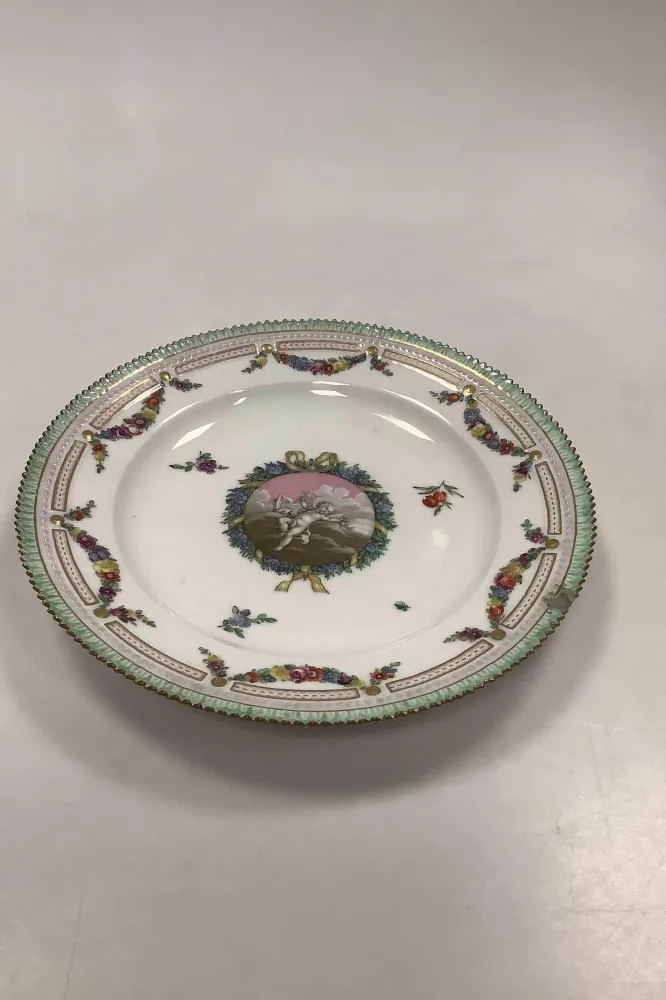 13 Royal Copenhagen Spisetallerkener Holsten-Gottorp Stellet fra 1783 ( Flora Danica Perlestel )