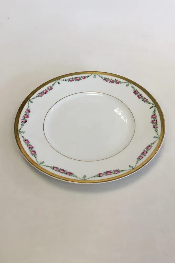 Royal Copenhagen Stel nr. 478 Rosenguirlande med guld Frokosttallerken No 10520