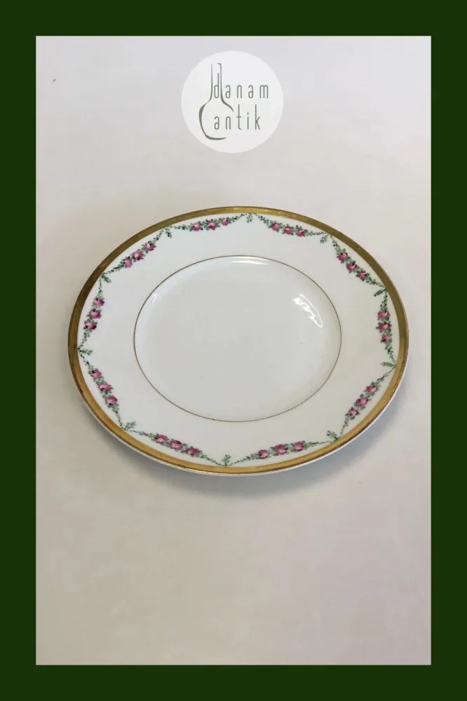 Royal Copenhagen Stel nr. 478 Rosenguirlande med guld Frokosttallerken No 10520