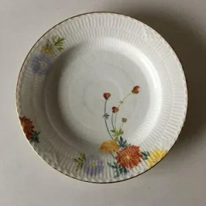 Royal Copenhagen Stel No 93 Asters Hvid Halvblonde m. Blomster og Guldkant Middagstallerken