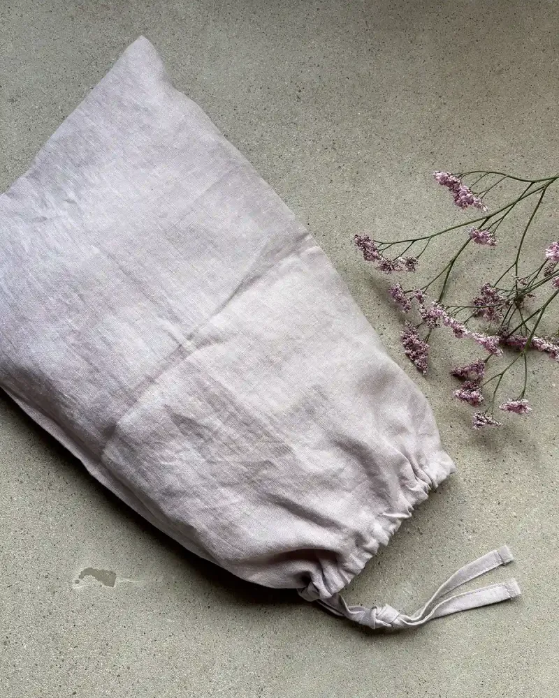 Tygpåse i naturlinne (Dusty rose) | Liten